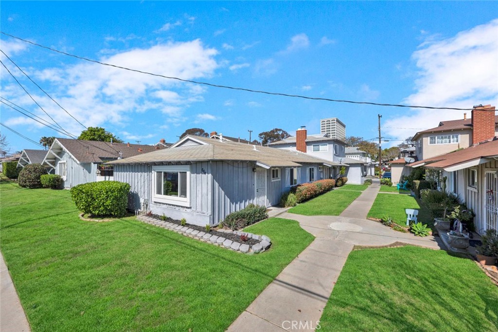 Similar Properties