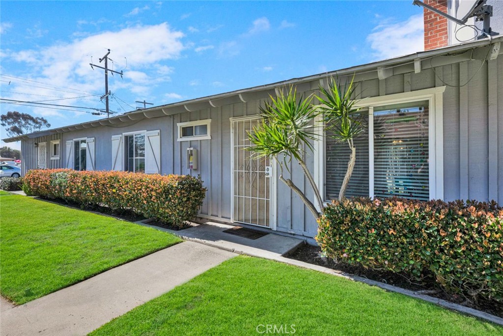 Costa Mesa Residential Income (CMRI) - Residential Income
