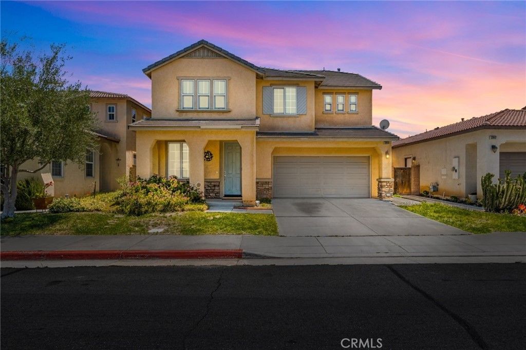 listing image 130728741505332414862