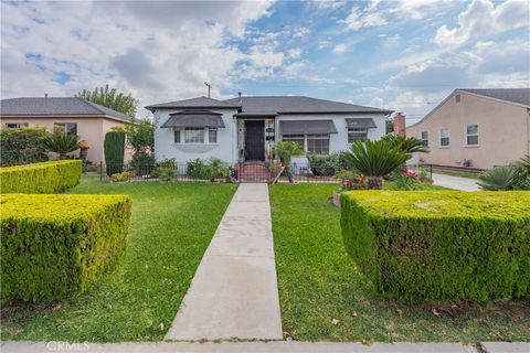 A home in El Monte