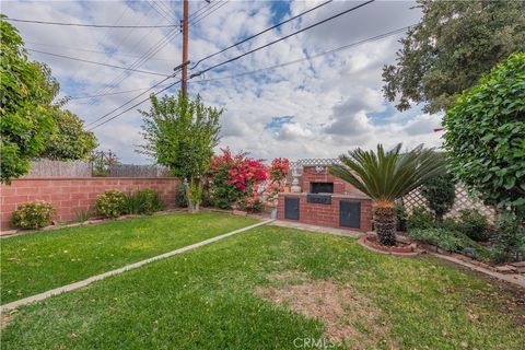 A home in El Monte