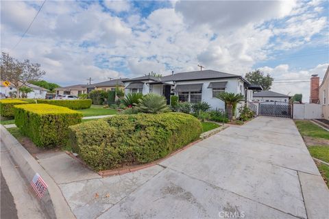 A home in El Monte