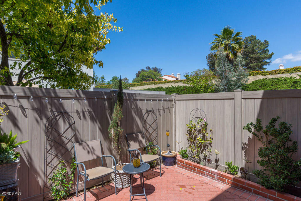 Oakbrook Townhomes - 518 - Residential