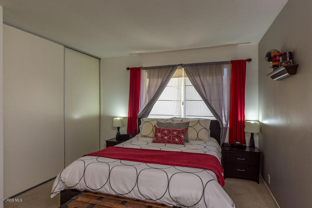 Oakbrook Townhomes - 518 - Residential