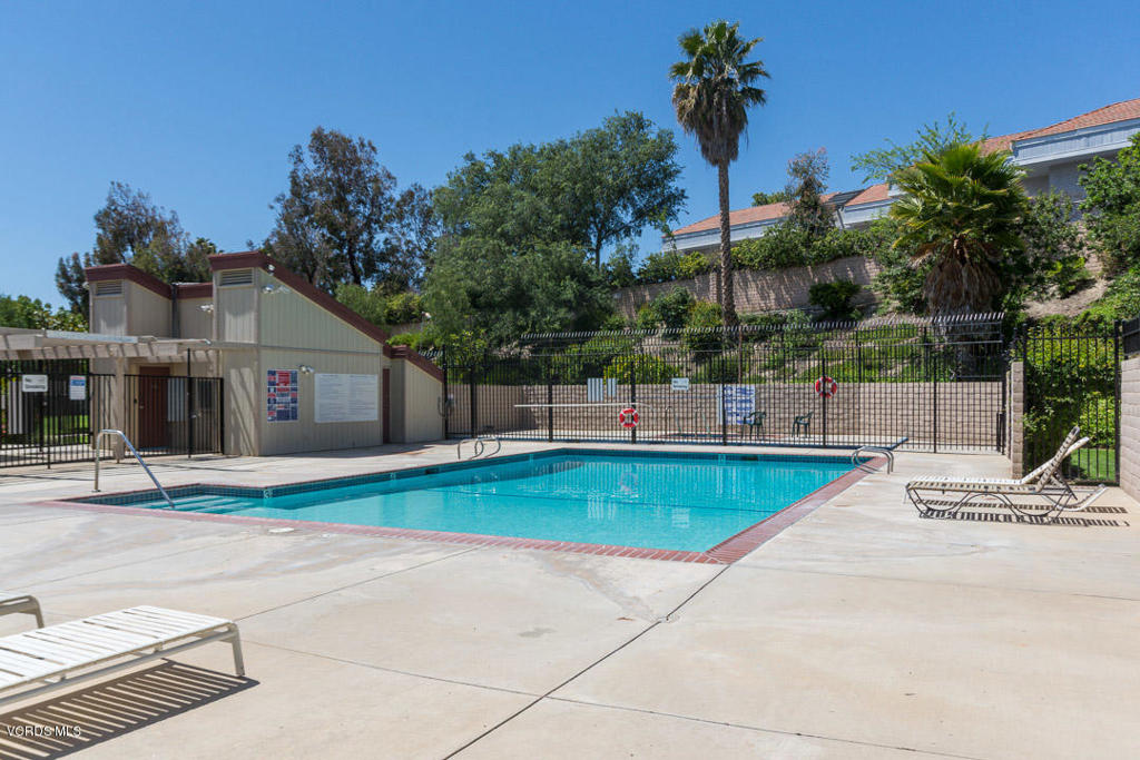 Oakbrook Townhomes - 518 - Residential