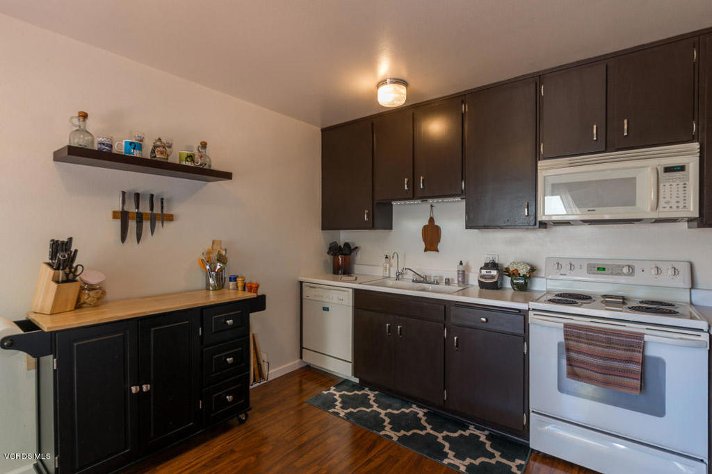 Oakbrook Townhomes - 518 - Residential