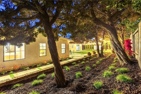 A home in North Tustin