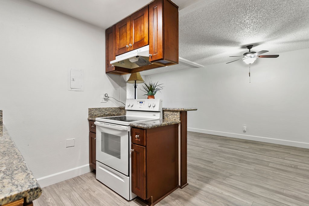 1000 W Macarthur Boulevard 67