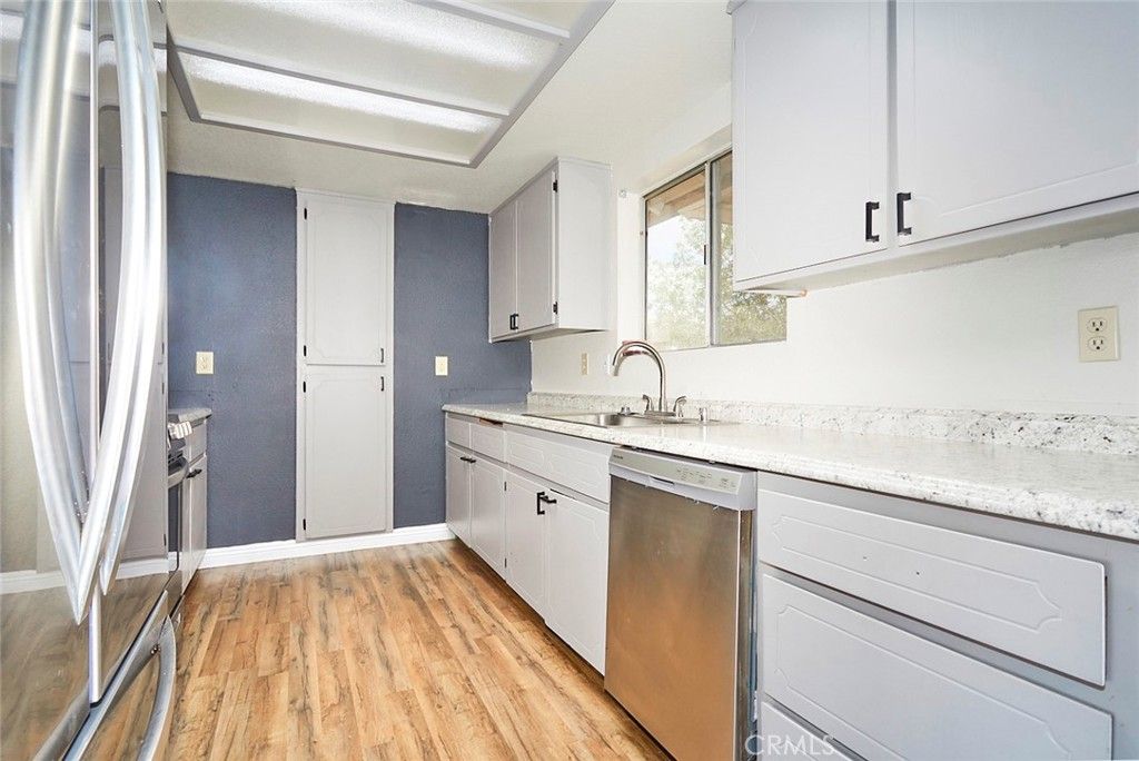 listing image 130725296998983531984