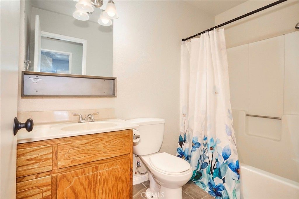 listing image 130724192205350553657