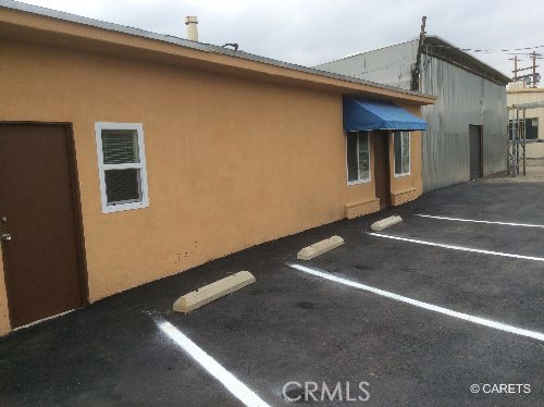 Rare standalone LA-M1 Zoned approx. 6000 SF. Industrial Warehouse / Showroom with 4 offices, and 2 bathrooms. Newly refurbished with new AC/FAU, new carpeting, paint, & dual pane windows in office & main showroom areas. Property consists of 2 separate buildings & 12+ parking spaces. Front building opens to large carpeted showroom leading to a smaller unit warehouse on one side and 4 generous size separate offices w/ 2 bathrooms on the other side (total 3000 SF). The back building is a huge warehouse (apprx. 3000 SF) with high ceilings and roll up garage door. These units are newly remodeled, clean, and ready to move in. Owner willing to subdivide for qualified tenant. Suitable for Lt. Mfg., warehouse, A1 & CM. Fwy close, property is located between Tampa & Reseda Blvd. in Northridge.. Comments Title: 18643 PARTHENIA, NORTHRIDGE - SUITABLE FOR M1 USES. Location:Good location. Close to 118 Fwy..