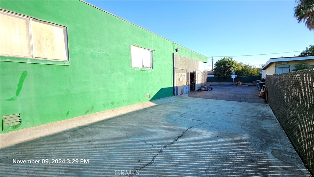 9724 Alondra Boulevard