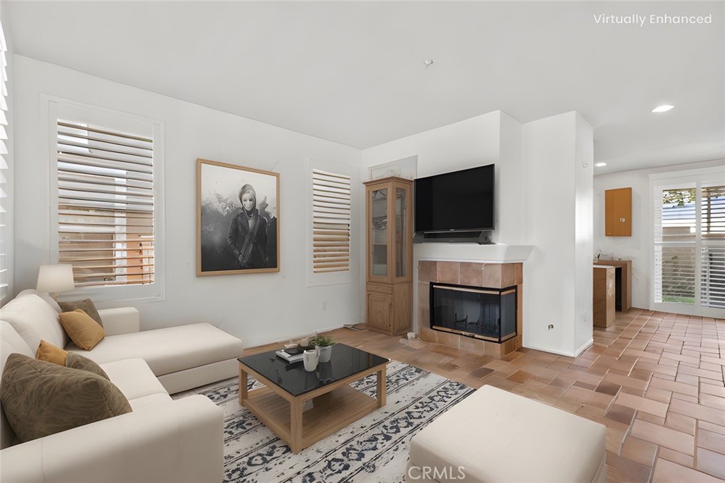 1551 Lagoon Lane