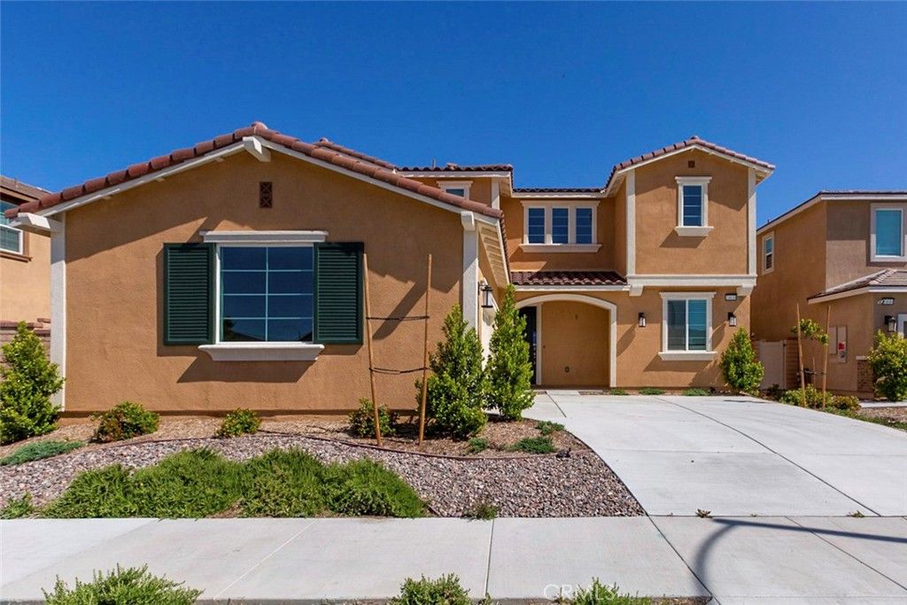 listing image 130722993404439833790