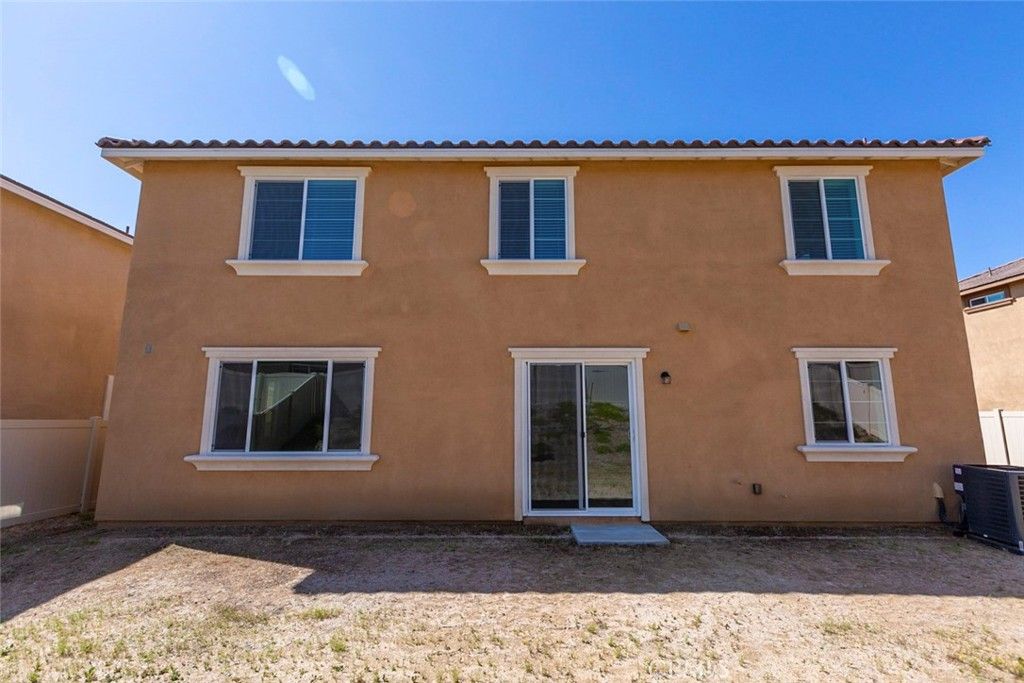 listing image 130721762436426616266