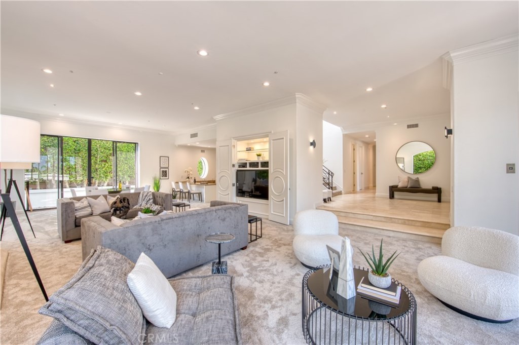 Corona del Mar South of PCH (CDMS) - Residential