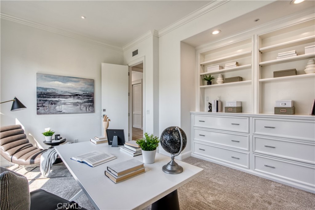 Corona del Mar South of PCH (CDMS) - Residential