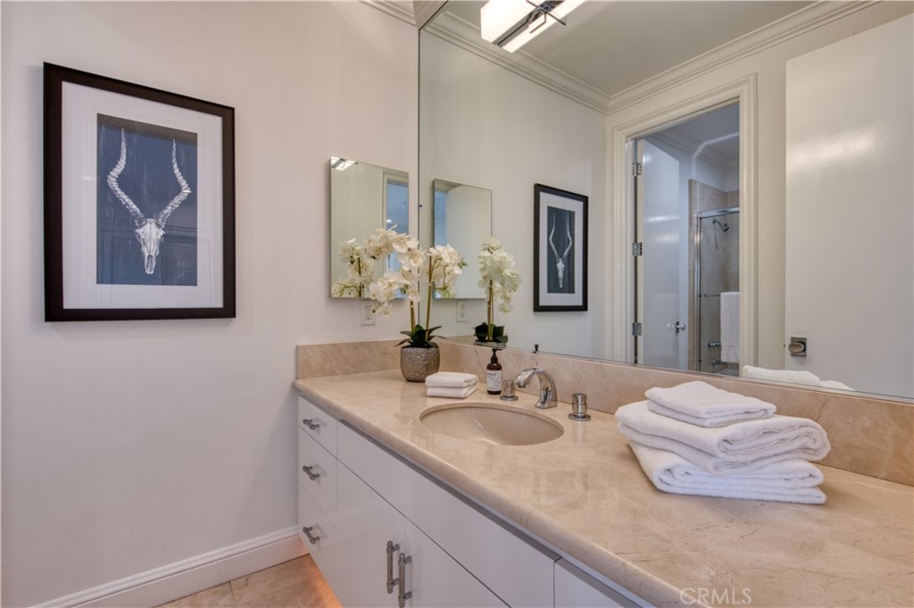 Corona del Mar South of PCH (CDMS) - Residential