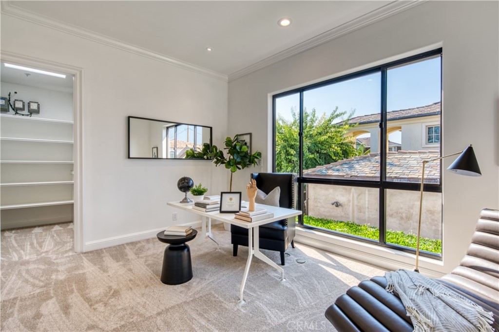 Corona del Mar South of PCH (CDMS) - Residential