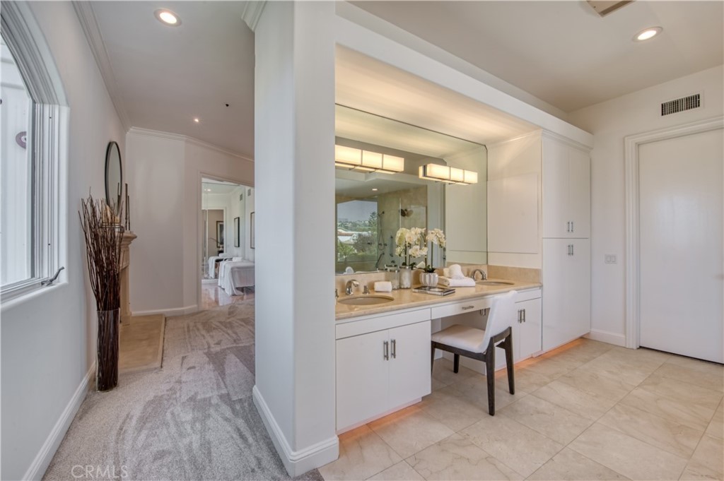 Corona del Mar South of PCH (CDMS) - Residential