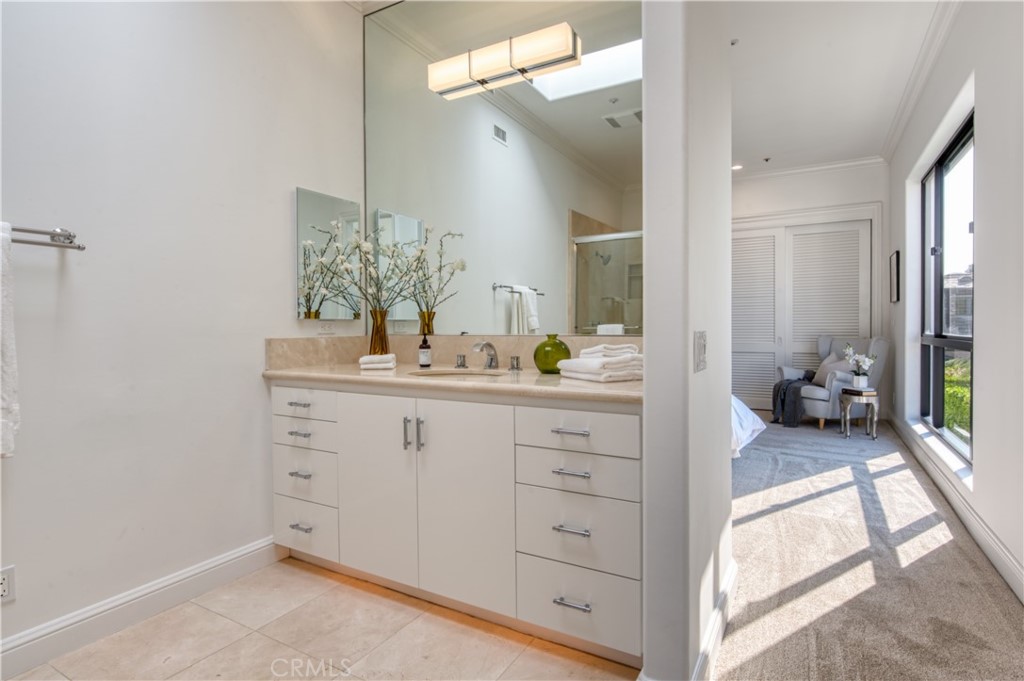 Corona del Mar South of PCH (CDMS) - Residential