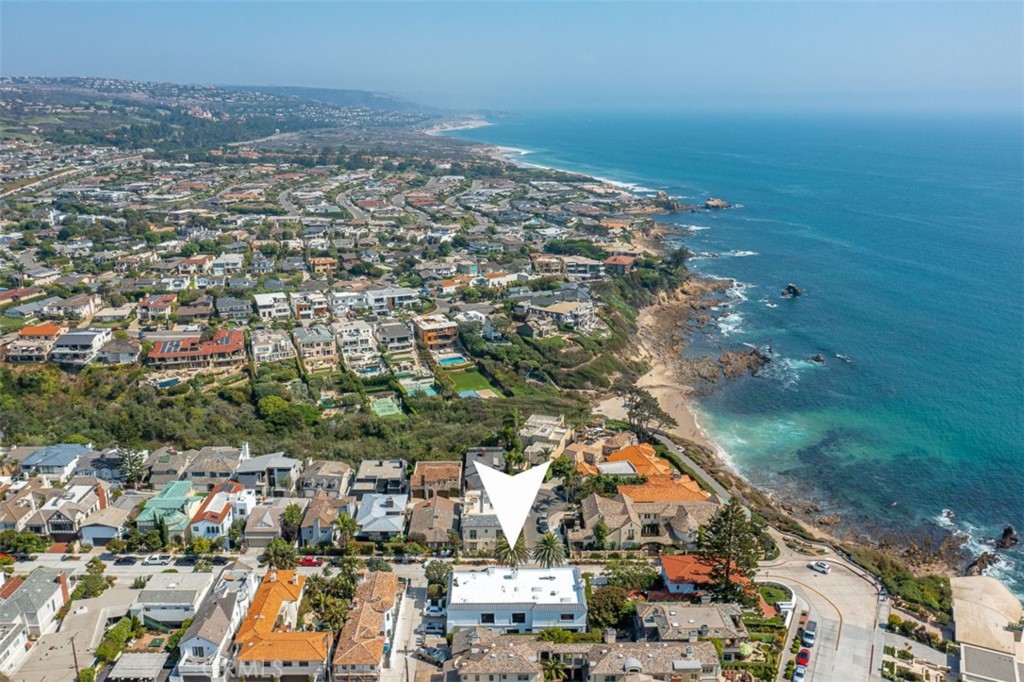 Corona del Mar South of PCH (CDMS) - Residential