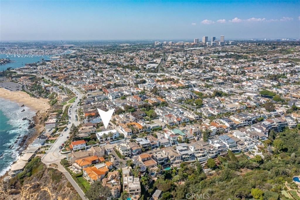 Corona del Mar South of PCH (CDMS) - Residential
