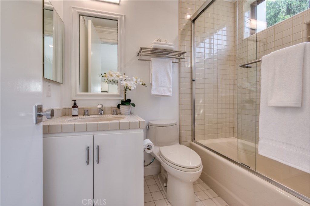 Corona del Mar South of PCH (CDMS) - Residential