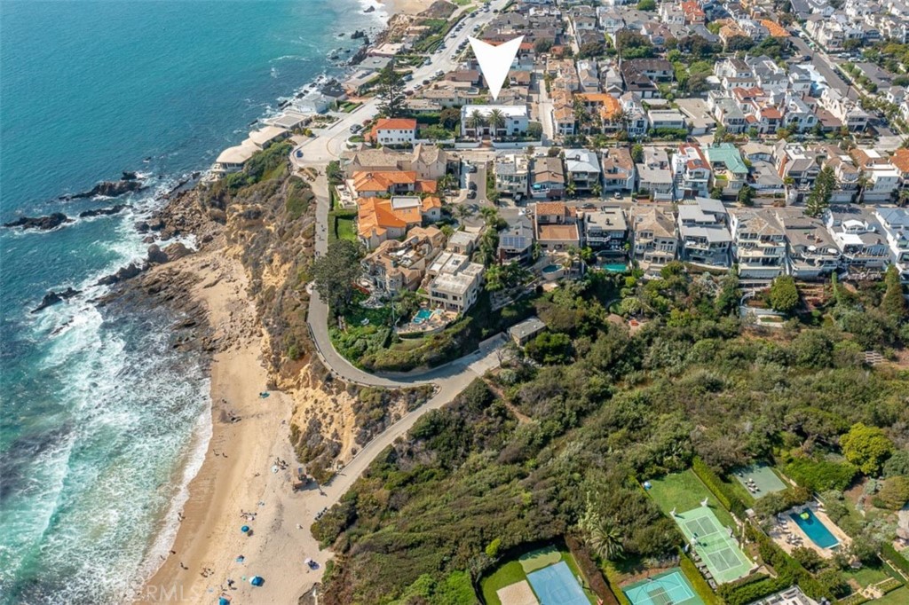 Corona del Mar South of PCH (CDMS) - Residential