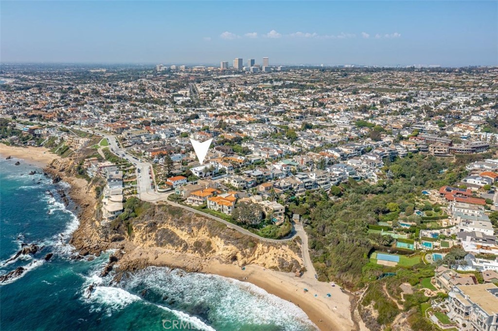 Corona del Mar South of PCH (CDMS) - Residential