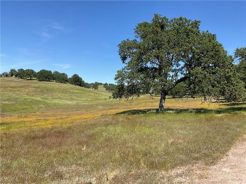 Photo of 2 Interlake Road, Bradley, CA 93426 (MLS # NS24090376) Photo of 2 Interlake Road, Bradley, CA 93426 (MLS # NS24090376)