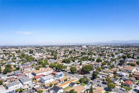 A home in Bell Gardens