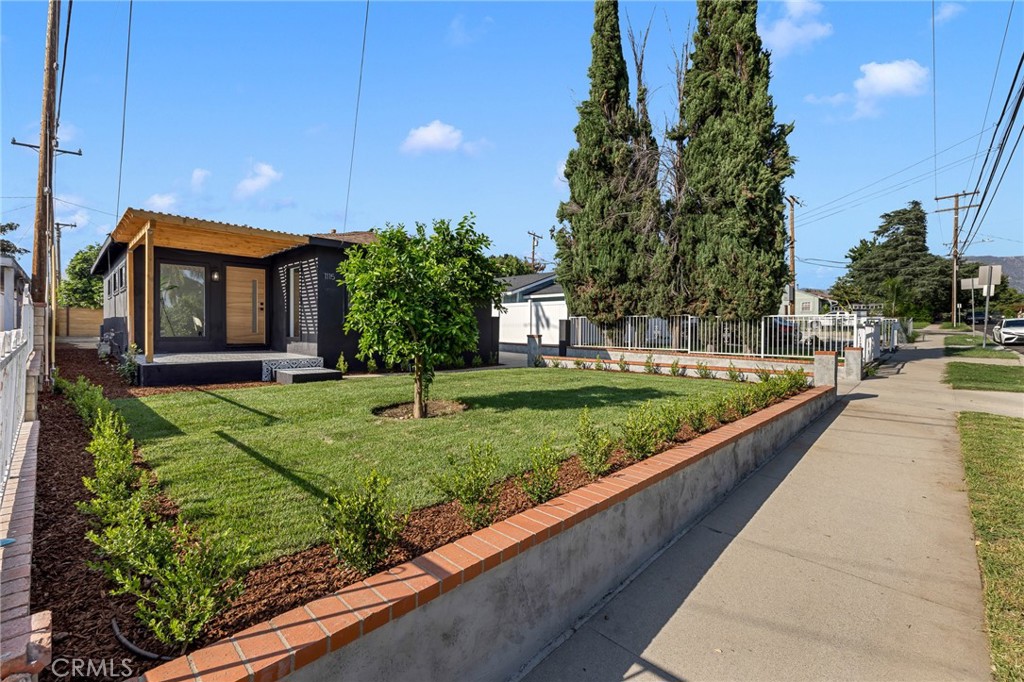 1115 Orange Grove Avenue
