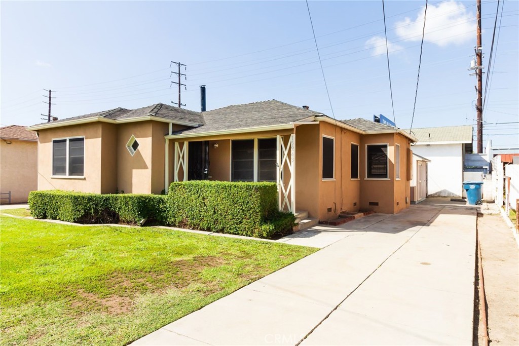 This is a street to street lot, 7,000 sqft. 15240 CRENSHAW we have a Auto repair and smog shop with approx 800 SQFT. On 15243 Atkinson (MAILING ADDRESS) ave we have a single family with 2 beds and 1 bath with approx 877 sqft. The Auto repair shop business has a tenant in it on month to month and are in good standing. This is an incredible opportunity with the shop income to help out on the mortgage. This lot is situated in a great area of Gardena and is a side by side lot offering 14,00 sqft feet of land with the addition of 15249 Atkinson Ave also for sale.