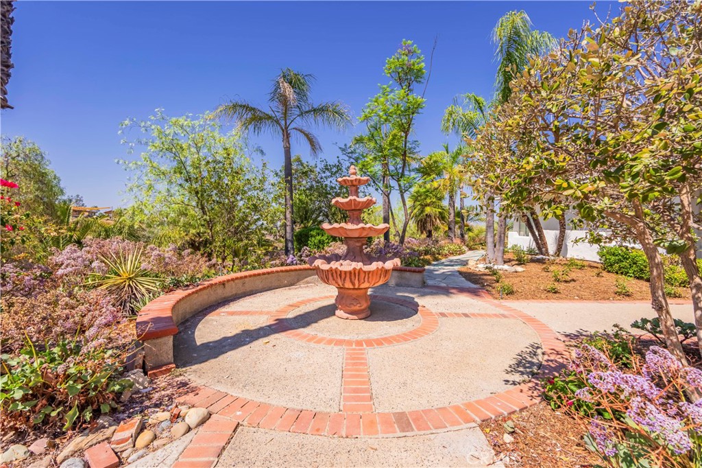 40954 Parado Del Sol Drive