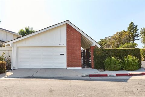 A home in Los Alamitos