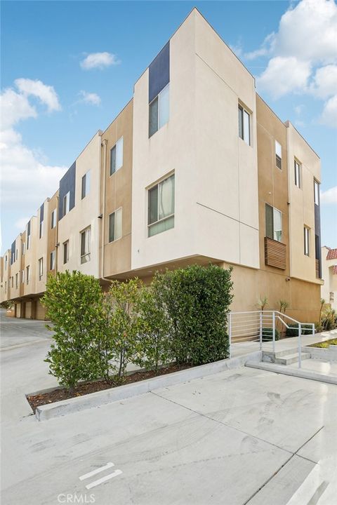 A home in Lomita