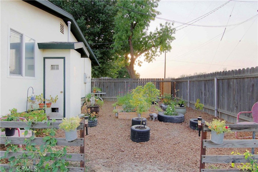 listing image 130724642970985711407