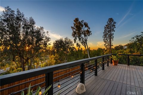 A home in North Tustin