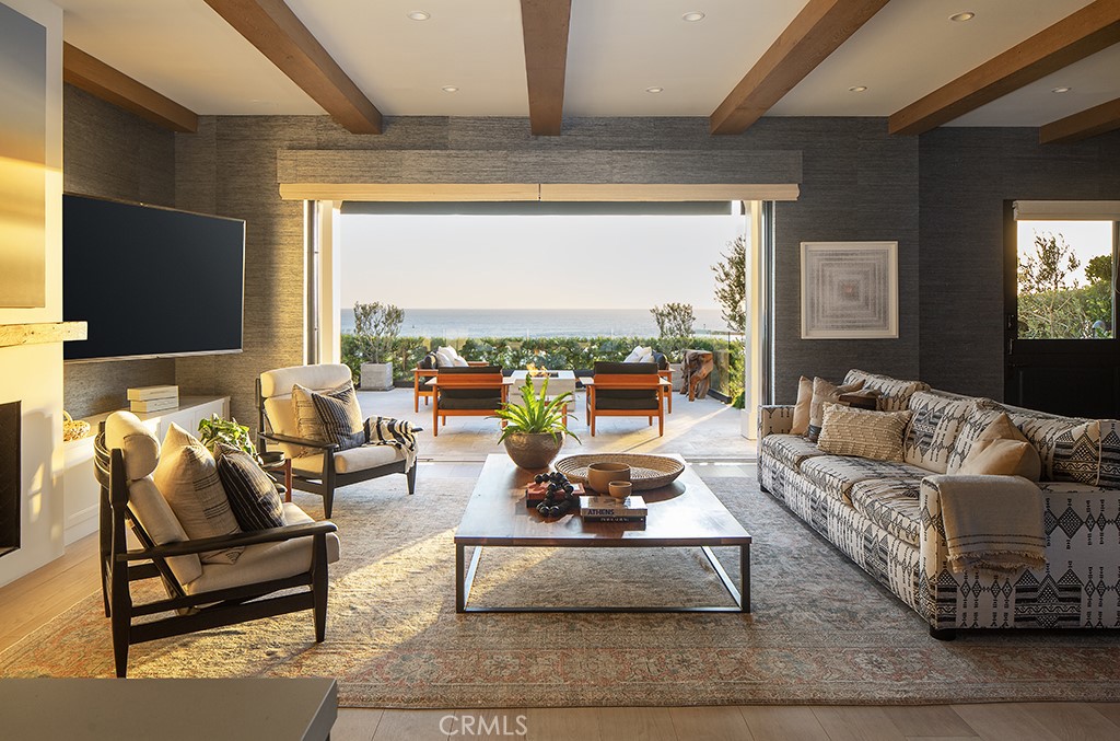 Corona del Mar South of PCH (CDMS) - Residential