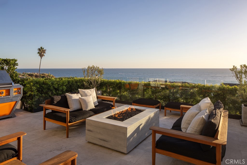 Corona del Mar South of PCH (CDMS) - Residential