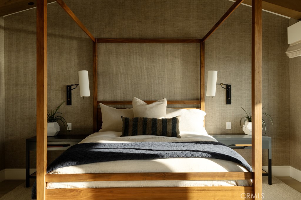 Corona del Mar South of PCH (CDMS) - Residential