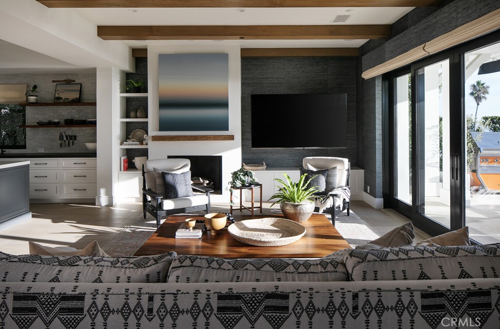 Corona del Mar South of PCH (CDMS) - Residential