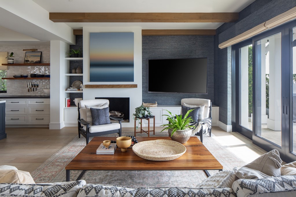 Corona del Mar South of PCH (CDMS) - Residential