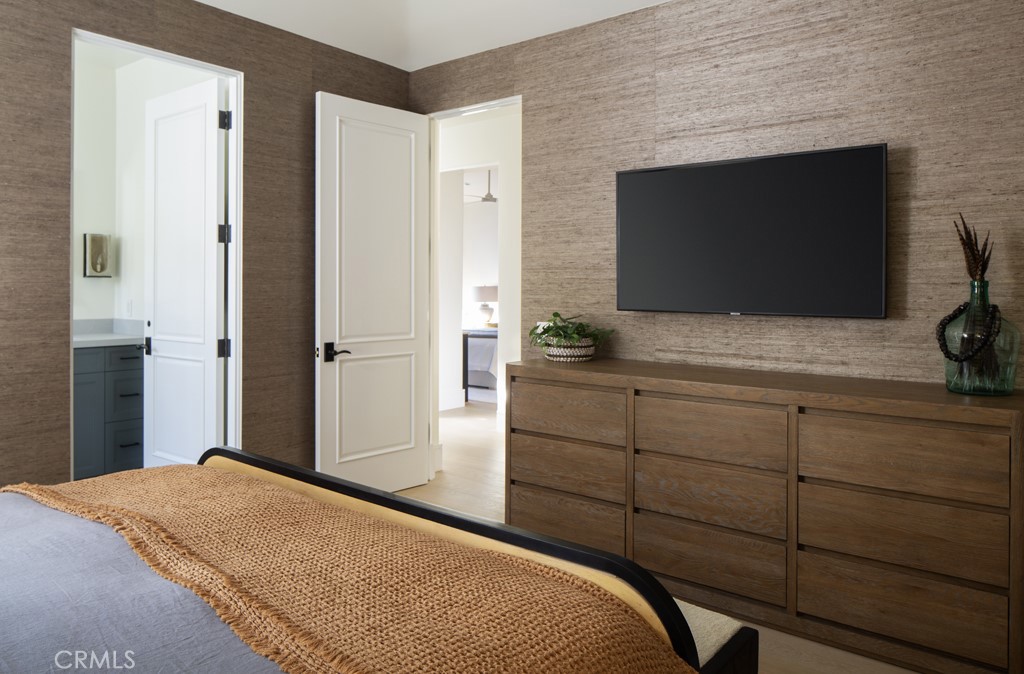 Corona del Mar South of PCH (CDMS) - Residential