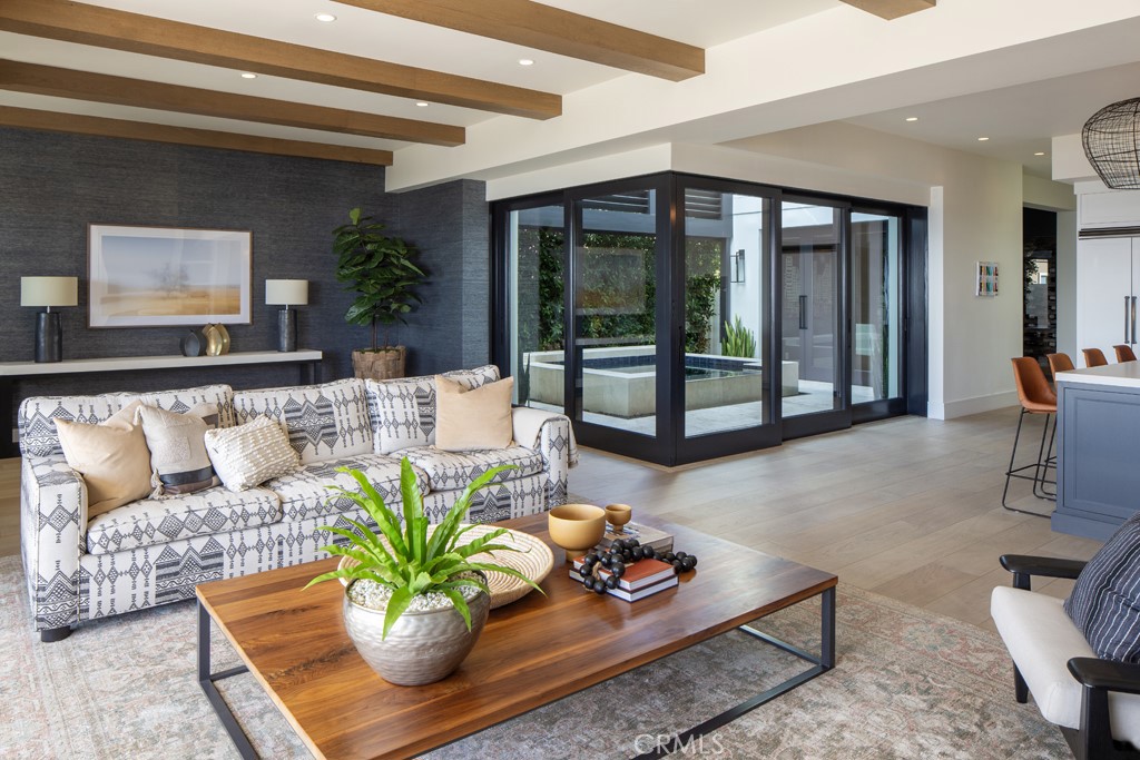 Corona del Mar South of PCH (CDMS) - Residential