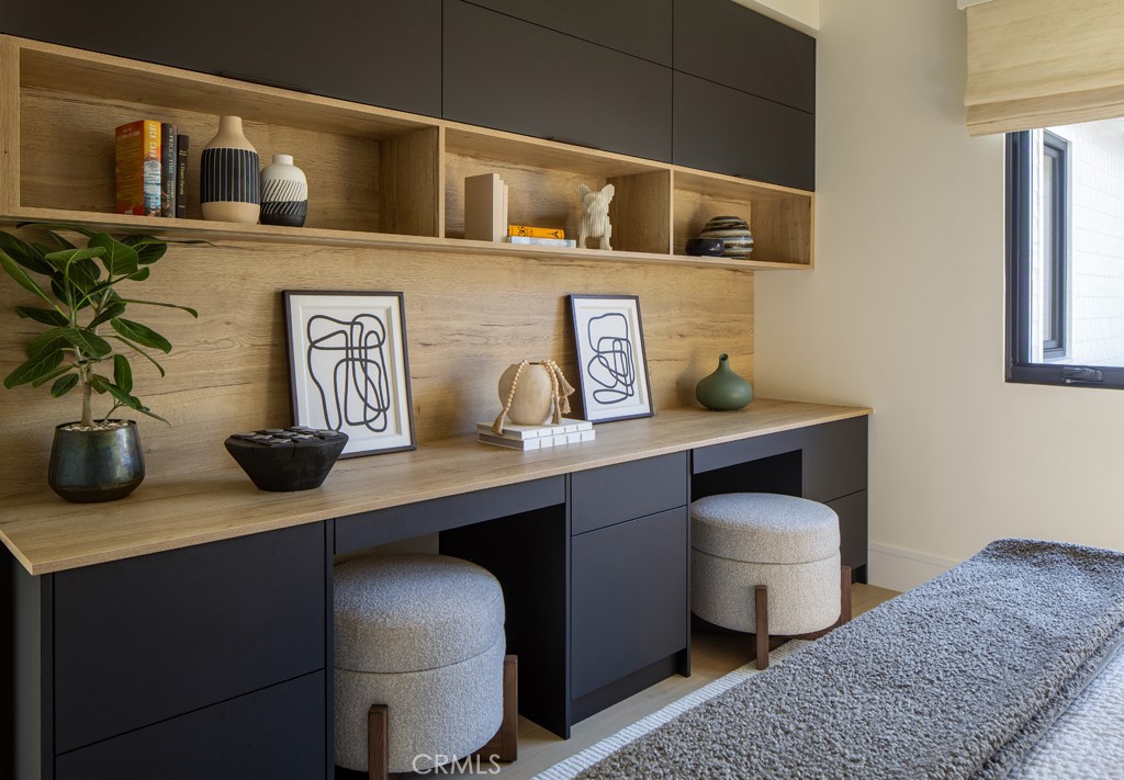 Corona del Mar South of PCH (CDMS) - Residential