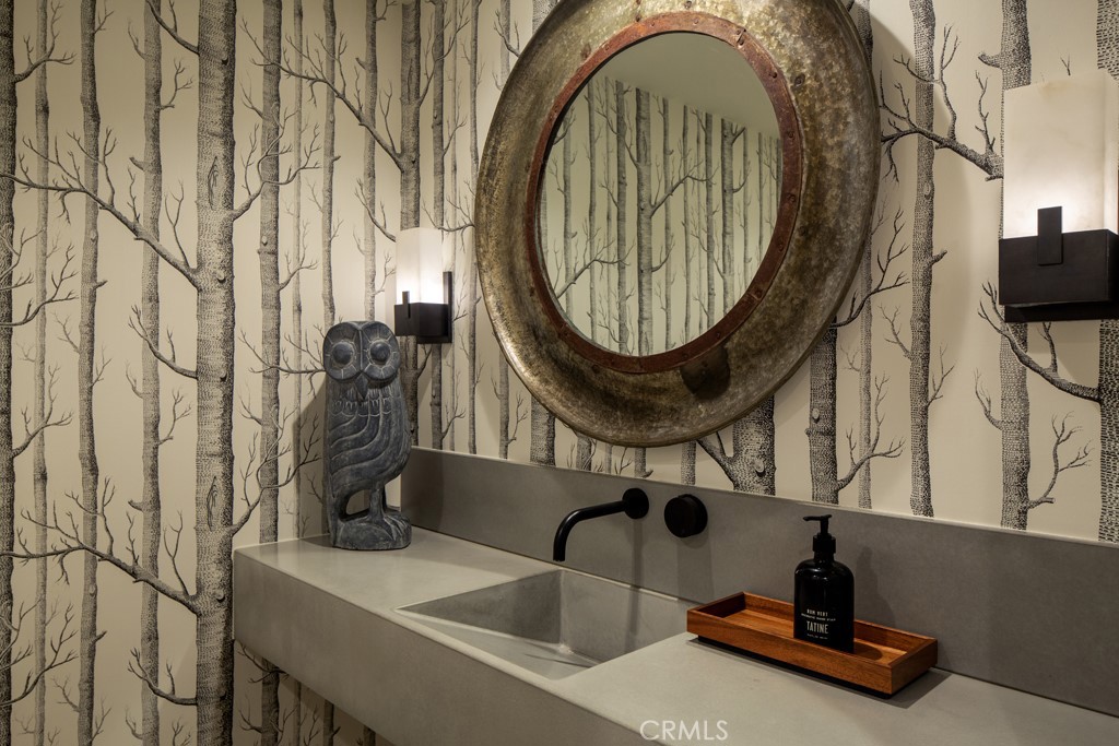 Corona del Mar South of PCH (CDMS) - Residential