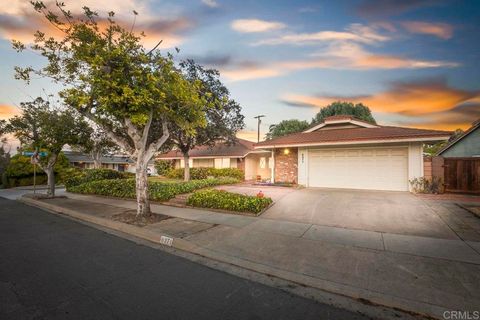 6371 Twin Lake Drive San Diego CA 92119