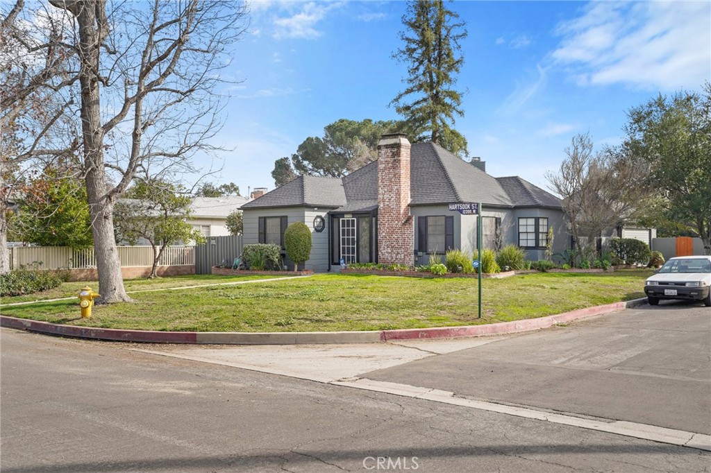 Nestled on a desirable corner lot in one of Valley Village’s most sought-after neighborhoods, this charming single-story home offers both immediate livability and exciting opportunities for expansion. With a spacious layout, generous lot size (7,809 sq ft), and inviting outdoor space, it’s ideal for families or anyone looking to settle into a vibrant and evolving community.
Move-in ready with room to make it your own, the home features classic 1939 character, a seamless interior flow, and an attic with high ceilings offering future expansion possibilities. The large backyard is perfect for entertaining, play, or gardening. Just behind the detached two-car garage lies a spacious grassy area perfect for an ADU, home office, or guest suite. It could also serve as an incredible play space, garden, or recreation area. The possibilities are endless for customizing this outdoor space to fit your lifestyle.There’s a small room off the garage currently used as a laundry area, but it could also accommodate a compact home office, exercise equipment, or creative nook offering a bit of flexible space apart from the main house.
Located within the Carpenter School District and surrounded by other highly regarded schools, this property is a great fit for growing families. It’s also conveniently close to the studios (CBS, NBC, Disney, Warner Bros., Universal), the NoHo Arts District, and major commuter routes, combining neighborhood charm with city accessibility.
Whether you're looking for a warm and welcoming home now, or you’re thinking ahead to development and investment, this is an exceptional chance to be part of the continued transformation of Valley Village.
Don't miss out on this incredible opportunity